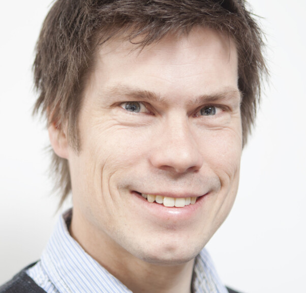 - Det er fordel å kunne vise til egne prosjekter forteller Kristan Lier Selnæs. han er til daglig Avdelingsleder og senior frontendutvikler i Kantega. Foto: Kristian Lier Selnæs.
