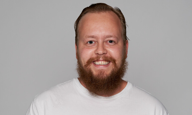 Kristofer Selbekk jobber med React i konsulentselskapet Bekk. Foto: Kristofer Selbekk