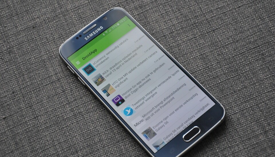 Det er verdt å støtte eldre versjoner, mener Simen. Her illustrert ved Samsung Galaxy S6, som kom med Android Lollipop, og ble støttet av Samsung opp til versjon 7, kalt Nougat. 📸: Unsplash