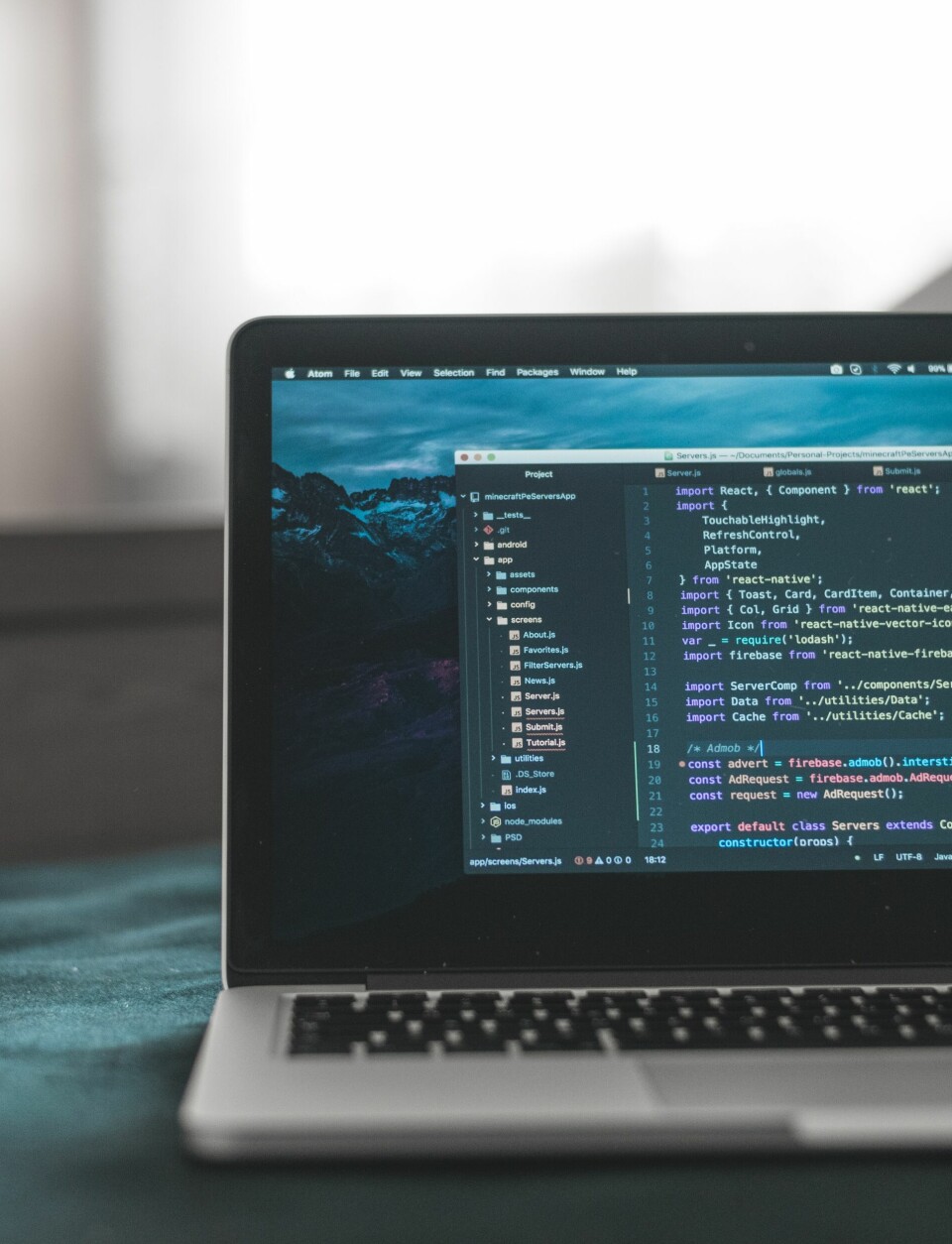 Konsulentselskapene ønsker seg utviklere med kunnskap om både backend,og frontend i 2018. Foto: Unsplash