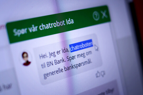 Snart kan roboter som Ida hos BN Bank gjøre ting med bankkontoene. 📸: Ole Petter Baugerød Stokke