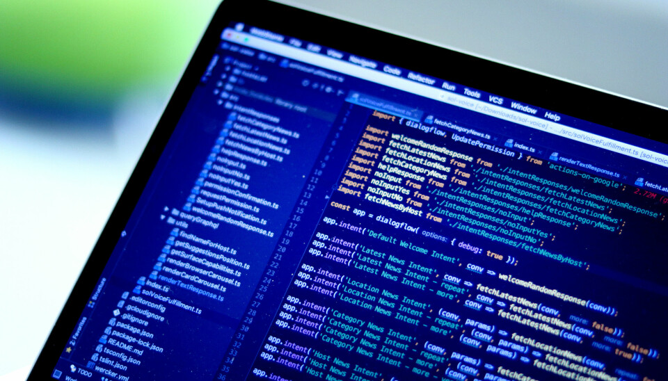 Ryszard bruker SDK-en til Actions for Google i sin Node-backend. 📸: Ole Petter Baugerød Stokke
