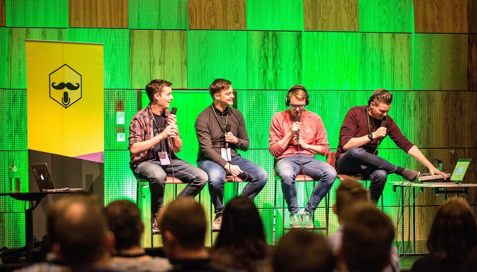 Mikael Brevik står bak utvikler-podcastene BartJS og Kortslutning. 📸: Wil Lee-Wright / Trondheim Developer Conference 2018