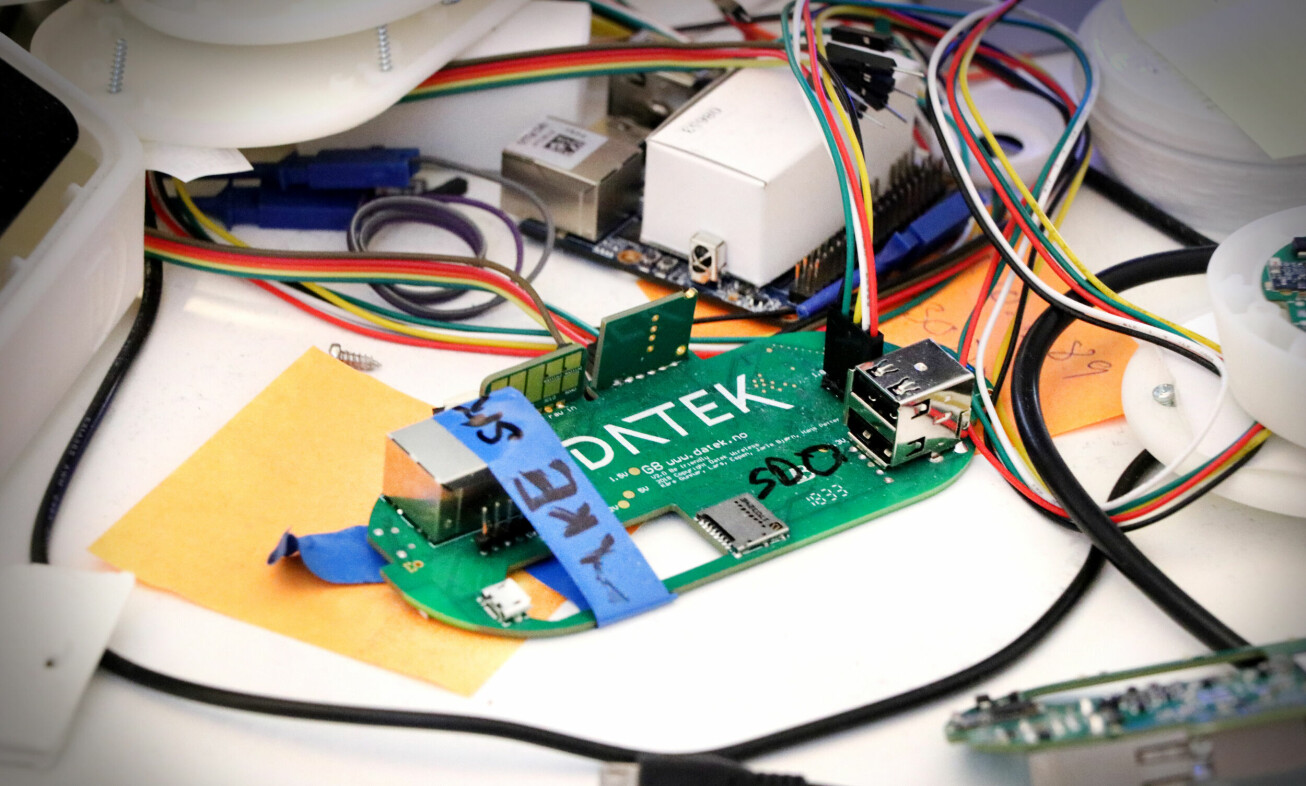 Datek-gjengen lager egne små Linux-baserte maskiner som de blant annet bruker til Gateways. 📸: Jørgen Jacobsen
