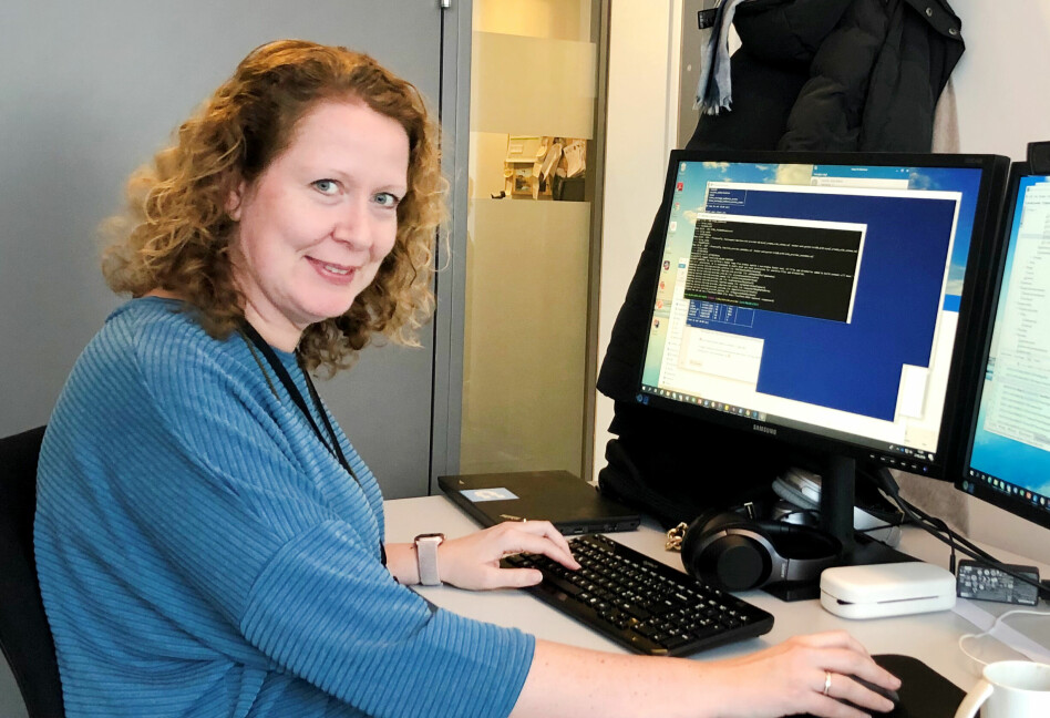 Ukas Koder Anne Marte Hjemås i JProfessionals, på pulten sin i Difi. 📸: Privat