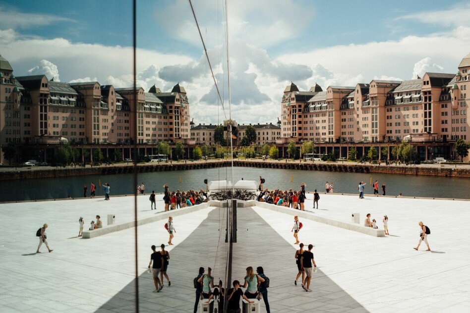 Her, i Oslo, tjener man langt mer som utvikler enn i mange andre norske fylker. Men i Buskerud tjener man faktisk enda mer. 📸: Oliver Cole / Unsplash
