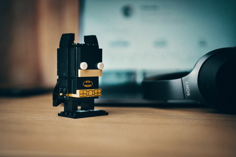 'TypeScript is JavaScript, only with types.' đ¸: Victor Xok / Unsplash