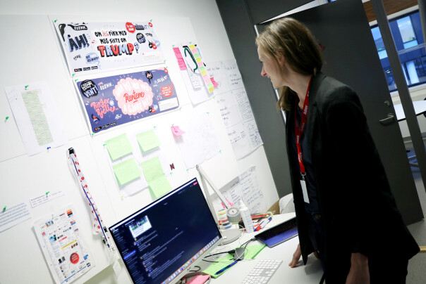 Produkteier Lisa Malvina Wisløff er kanskje over snittet glad i Post-it. 📸: Ole Petter Baugerød Stokke