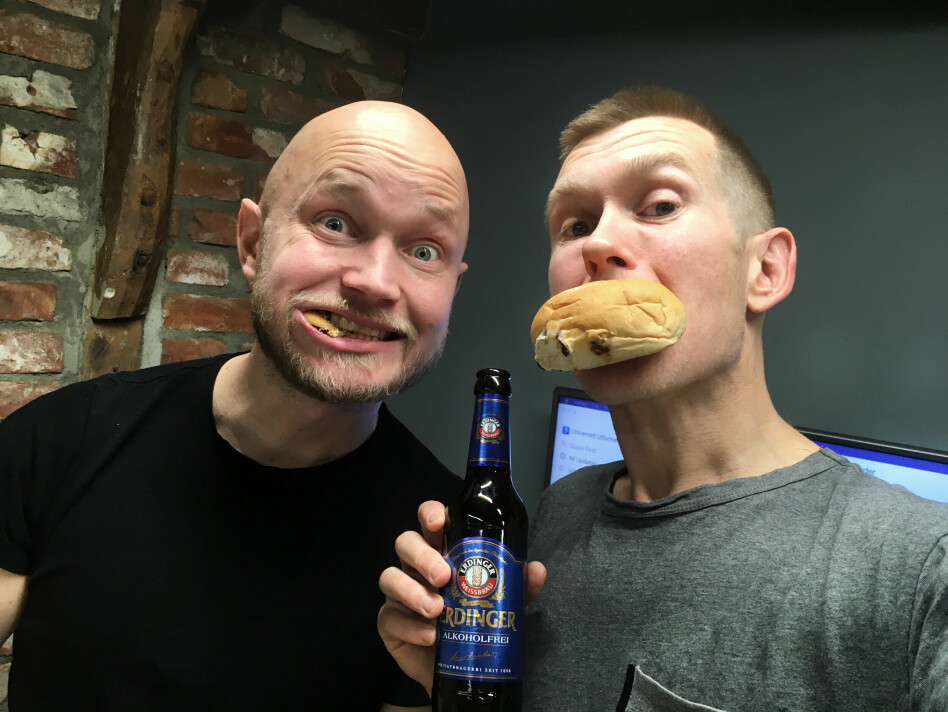 Kompisene Erling Håmsø og Anders Ekkje Slettebø har stått bak podcasten Universelt Utformet. 📸: Privat