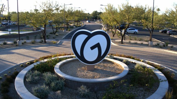 'Foto av utsiden av GoDaddy-kontoret i Arizona' forteller Jan-Erik Carlsen. 📸: GoDaddy