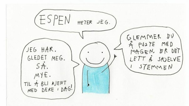 Reis deg opp! Stå opp! Joda, alle kan få til det, enten du må heve PCen med en kjele på kjøkkenbenken eller noe annet. Stemmen er viktig selv om det ikke er så mye jeg skal si om det. Det som ofte gjør digitale presentasjoner søvndyssende, er monotoni. 📸: Ida Nicoline Glosimot