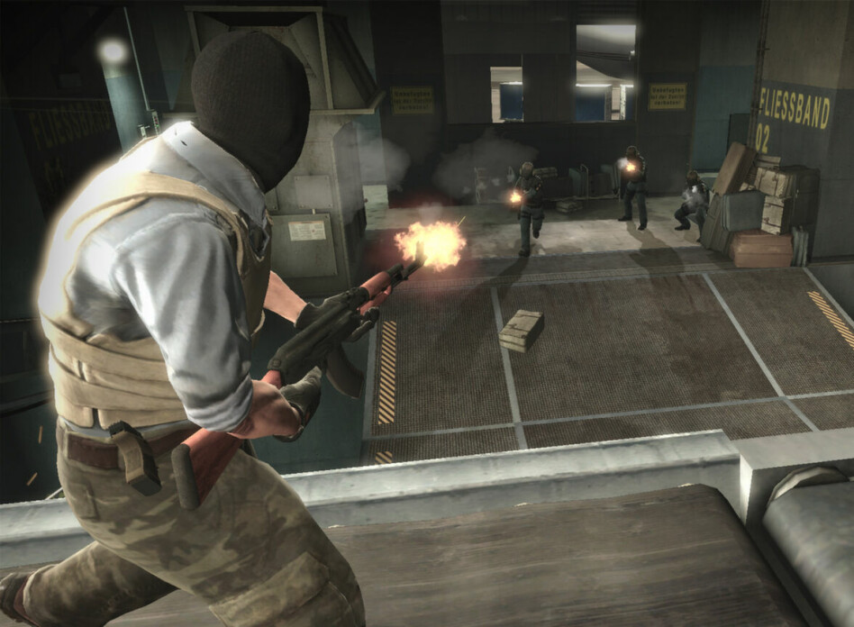 Nå får konkurrerende konsulentselskaper muligheten til å skyte hverandre i hodet med AK-47, i den norske Counter-Strike-bedriftserien. 📸: Valve