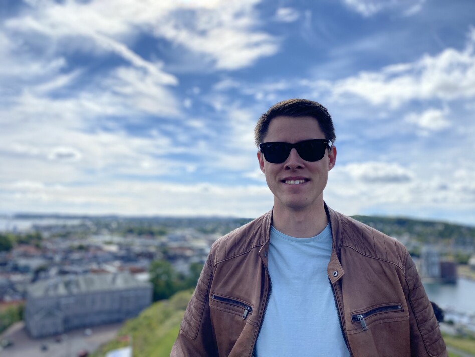 Aksel Dybdal bor og jobber i Unloc i Oslo, som utviklingssjef. Men han får utvikla, også. 📸: Privat