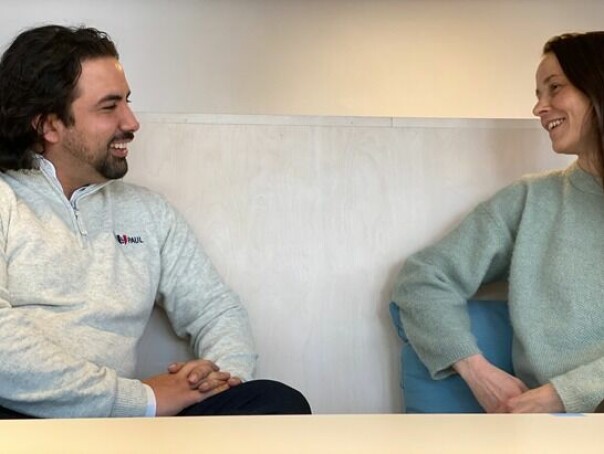 I dag hadde Shad Khel sin første dag i ny jobb. - Vi er svært glade for å få Shad med på laget, og ønsker ham hjertelig velkommen! sier daglig leder Marianne Wahlstrøm i Novanet. 📸: Novanet