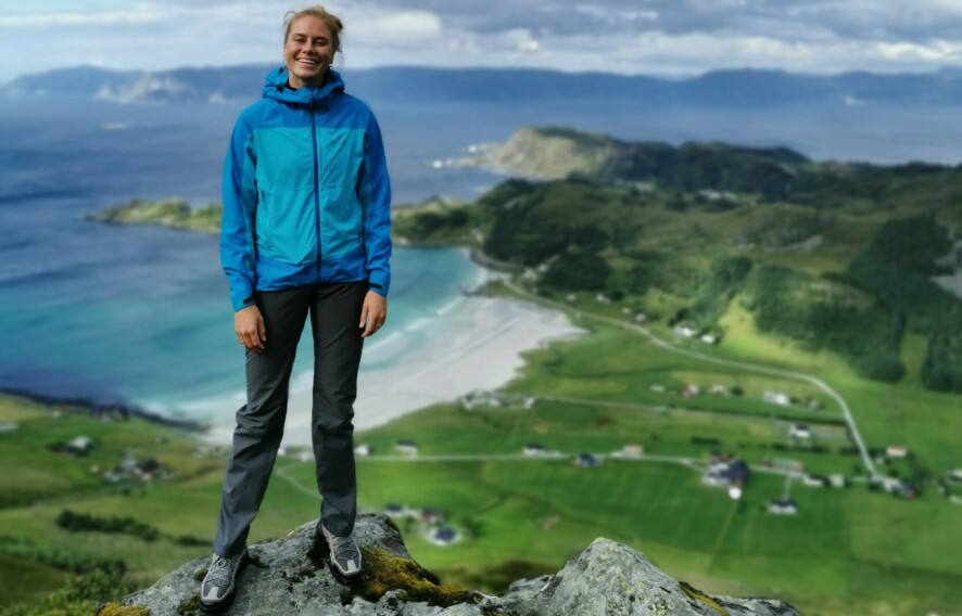 Cecilia Peinert forteller hun prøver å bruke mest mulig tid ute, ettersom at det brukes nok tid inne på hjemmekontor. 📸: Privat