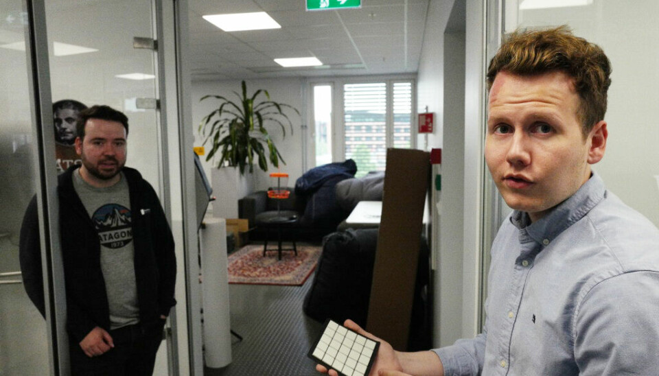Kode24 møtte ingeniørsjef i Cloud Team Ørjan Bruland (til venstre) og VP produktutvikling Julian Veisdal hos Disruptive Technologies. 📸: Isak Løve Pilskog Loe