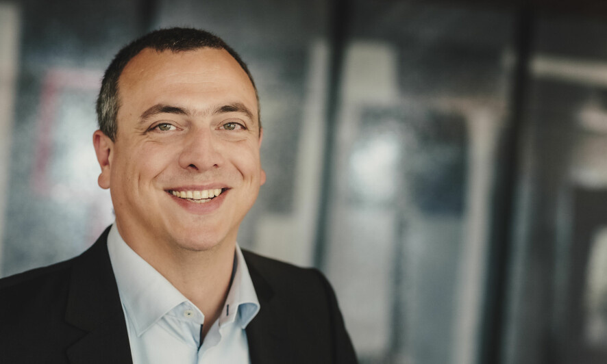 Leder for teknologi og digitalisering Kjetil Thorvik Brun i Abelia ser optimistisk på regjeringsskiftet. 📸: Abelia/Ilja Hendel