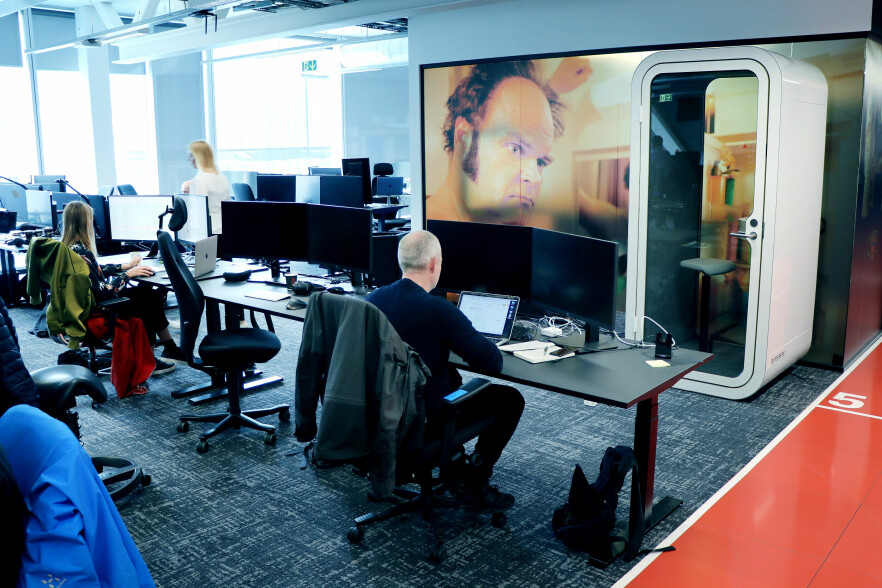 Den enkelte mellomleder ønsker null til én dag på hjemmekontor, forteller psykolog Oddvar Skjæveland. Bildet er tatt i TV2 Sumos lokaler ved en tidligere anledning og er ikke relatert til saken. 📸: Ole Petter Baugerød Stokke.