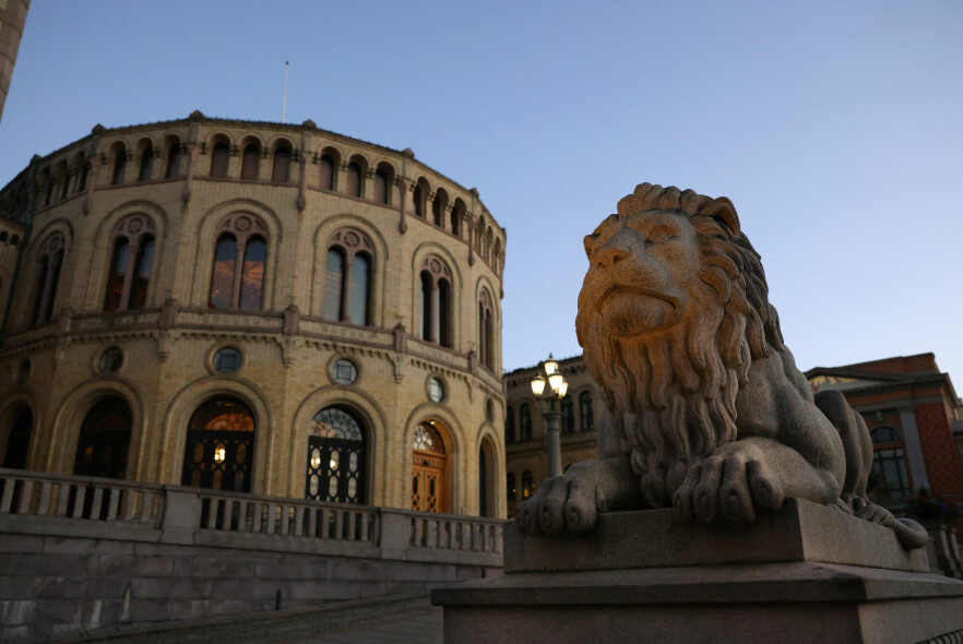 Stortinget er blitt hacket flere ganger. Blant annet fikk avtroppende nestleder i Stortingets utenriks- og forsvarskomité 4000 e-poster på avveie tidligere i år, skriver Christian Pedersen. 📸: Ørn E. Borgen / NTB
