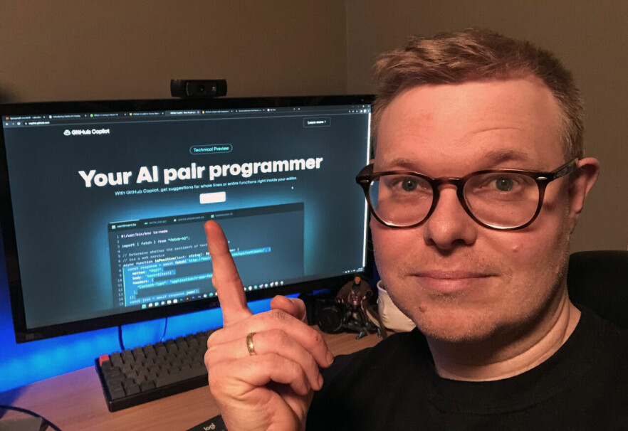 Utvikler i kode24, Jørgen Jacobsen, tror Github Copilot er en av teknologiene som kommer til å slå an i 2022. 📸: Privat