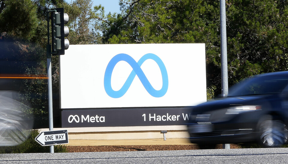 Meta har fått en millionbot fra det britiske konkurransetilsynet i forbindelse med oppkjøpet av Giphy. Meta kaller avgjørelsen for 'problematisk'. Bildet er fra Metas hovedkontor i California. 📸:AP Photo/Tony Avelar, File.