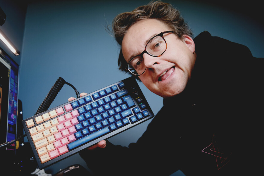 Ser du dette tastaturet? Et skriveredskap av den typen er det eneste du trenger for å komme på trykk på kode24, når sant skal sies. 📸: Ole Petter Baugerød Stokke