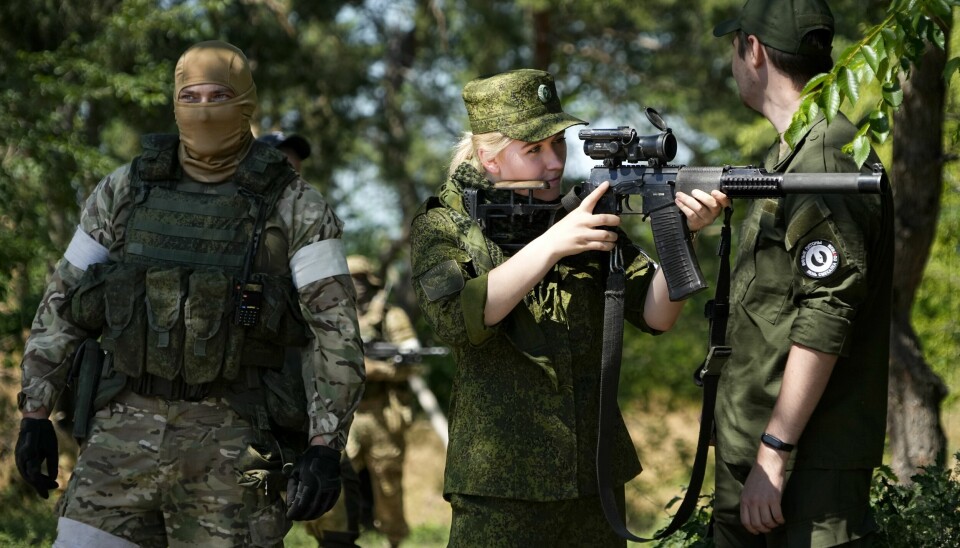 En russisk soldat nær Schastia i Ukraina. 📸: AP Photo / NTB Scanpix