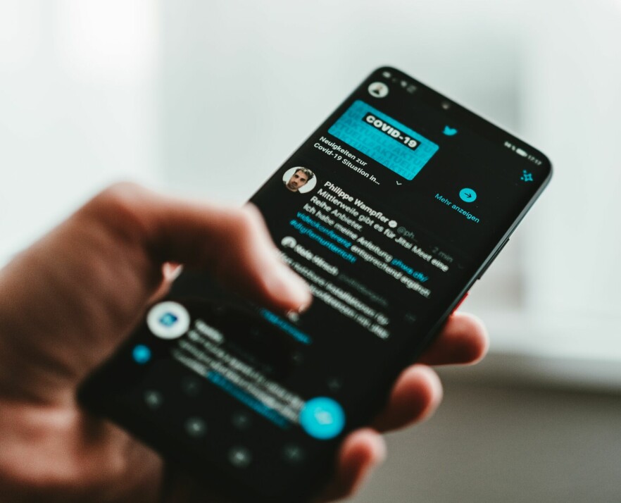 📸: Claudio Schwarz / Unsplash