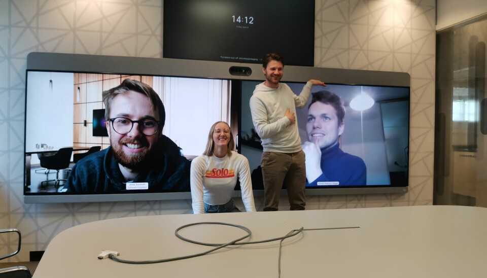 Jonas Sundseth, Lise Hove, Aksel Gundersen og Volrath Bugge i Cisco Systems Norway. - Alle ansatte har et bra oppsett både hjemme og på kontoret. 📸: Privat