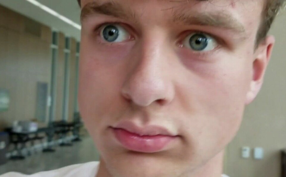 walking past an attractive person