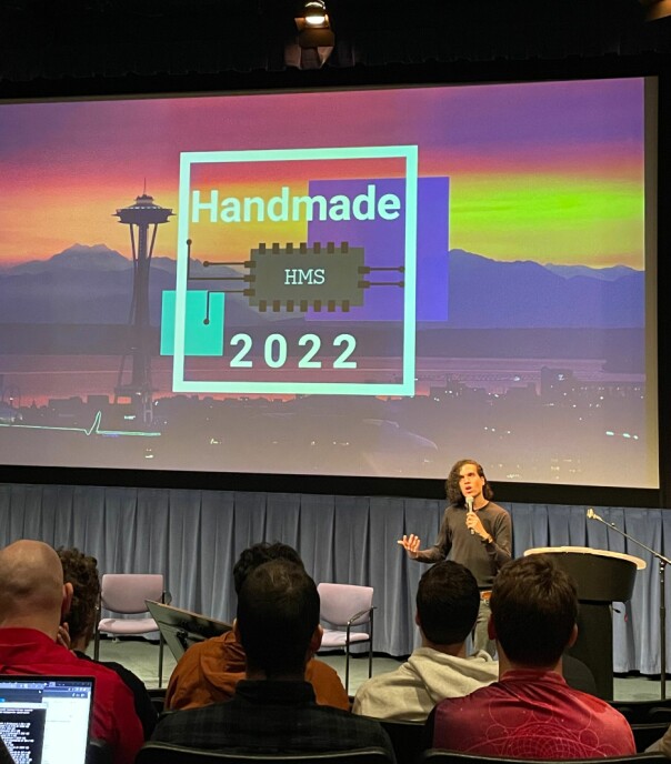 Introduksjon på Handmade Seattle av Abner Coimbre. 📸: Michael Odden