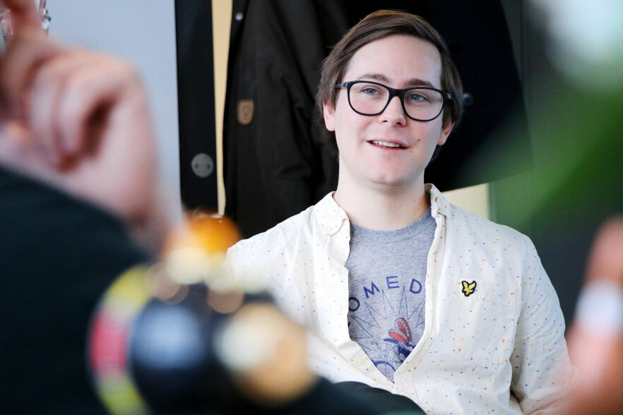 - Akkurat som iPhone åpnet nye muligheter for kommunikasjon og informasjonsdeling, åpner AI for nye muligheter for automatisering og beslutningstaking, skriver Petter Klingen Wright. 📸: Ole Petter Baugerød Stokke