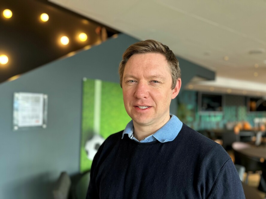 Arne Fjellro Løitegård er senior GIS spesialist og uoffisiell 'prompt engineer' hos Elvia.📸: Privat