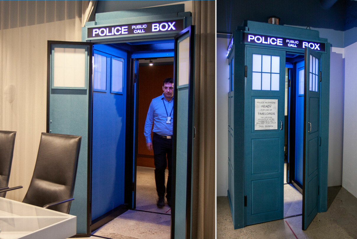 Tardis-møterommet er større på innsiden enn på utsiden. 📸: Kurt Lekanger