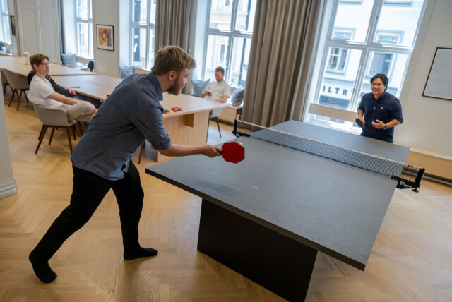 Simen Eliassen (31) og Sebastian Dahl (28) er ansatt som nye konsulenter hos Alv.