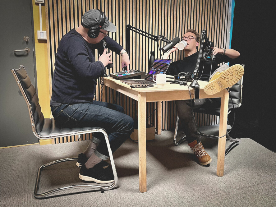 kode24-timen snakker om kode24 i en time, sånn mer eller mindre. Det er ganske fett. 📸: Ole Petter Baugerød Stokke