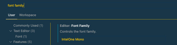Søk etter 'font family' i VS Code og skriv inn IntelOne Mono.
