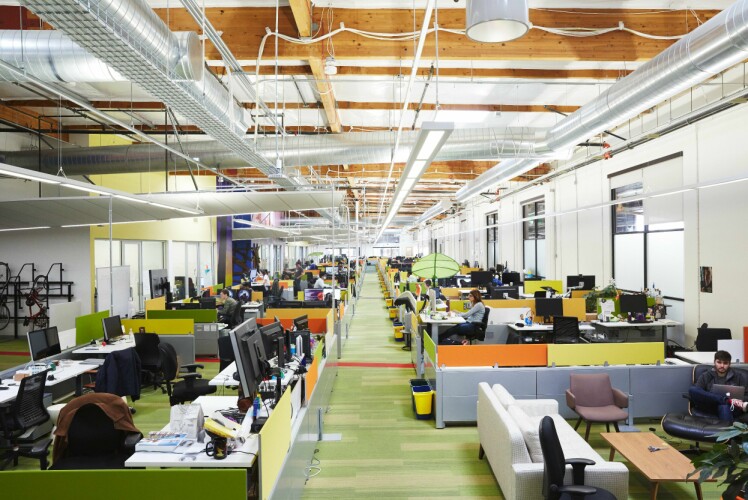 Google-utviklere bør være forsiktige med å bruke Bard, mener Google. 📸: Google