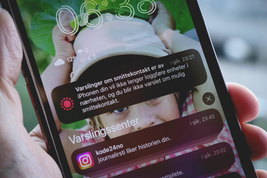 Dette varselet, om at iPhone-en vår stoppa å spore smitte, fikk vi denne uka. 📸: Ole Petter Baugerød Stokke