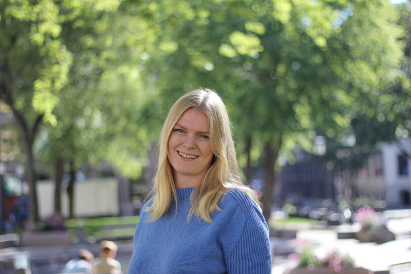 - Det pågår diskusjoner i Norge og internasjonalt om det bør innføres effektive tekniske løsninger for å verifisere alder på nett, og hvordan det kan gjøres, skriver Hanne Sofie Lindahl i Teknologirådet. 📸: Teknologirådet