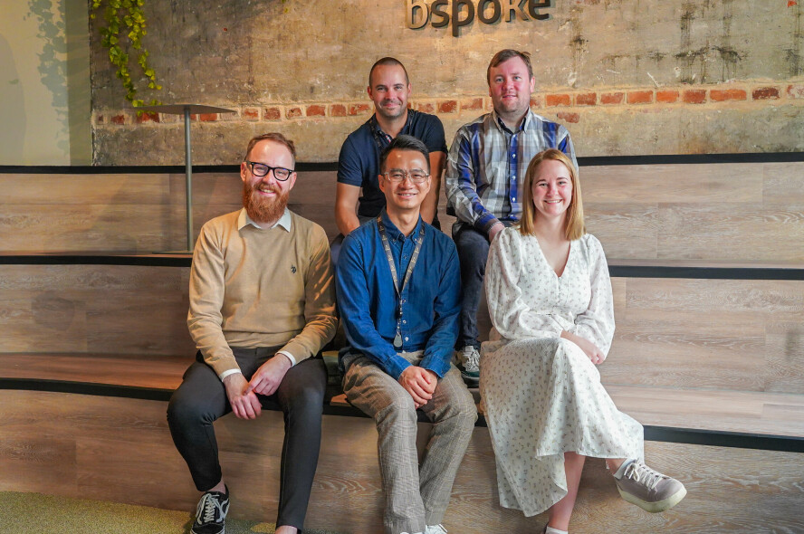 Emilie Nilsen, Tim Kirstein, Kim Westby, Qi Wei og Benjamin Johansson er nyansatte hos bspoke.