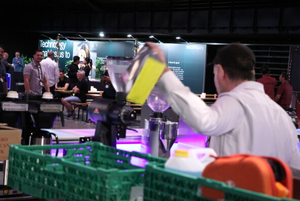Se bildene fra JavaZone 2023: Bikkjer, popcorn og konsulent-sirkus