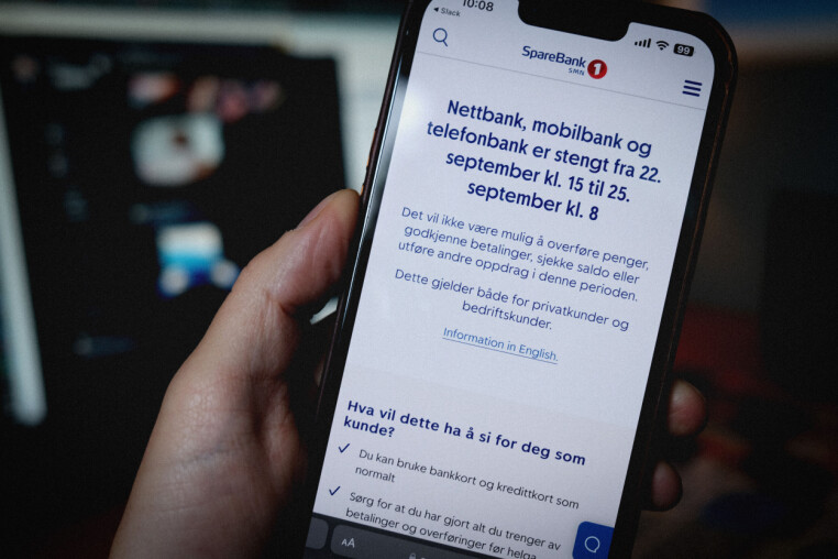Sparebank 1 SMN stenger nettbanken i flere dager, for å gjøre en 'teknisk fusjon'. Det både overrasker og skuffer kunde. 📸: Ole Petter Baugerød Stokke