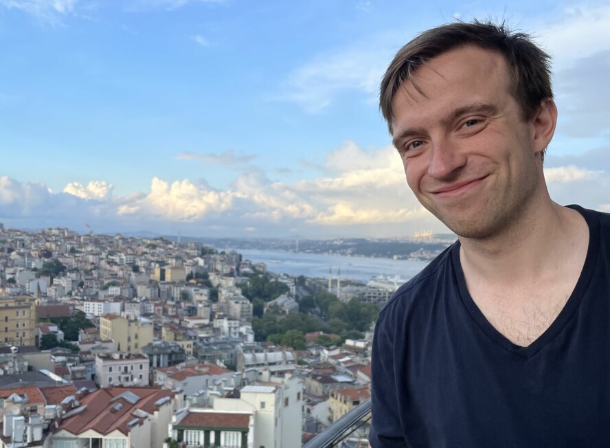 Det første man bør tenke på er hvordan man håndterer data inn i løsningen. Alt må valideres, og helst så tidlig som mulig, skriver Jan Fijalkowski. 📸: Privat