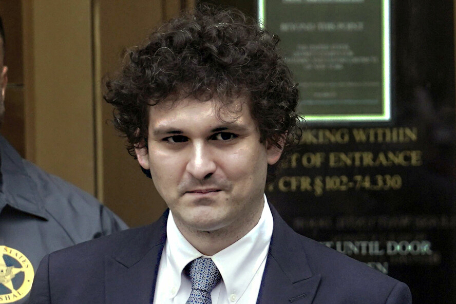Den svindeltiltalte grunnleggeren av kryptobørsen FTX, Sam Bankman-Fried (31), er kjent skyldig på alle sju tiltalepunkter. 📸: AP Photo/Bebeto Matthews, File