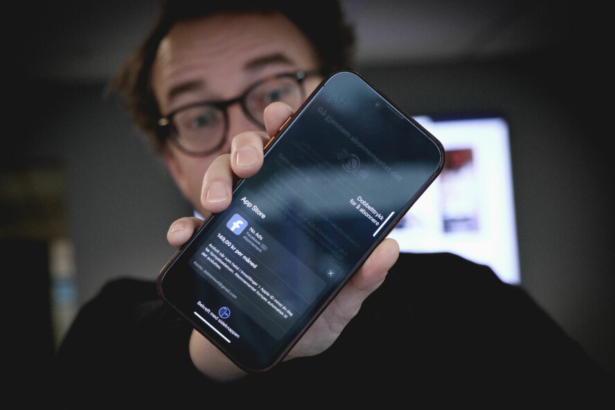 To kjappe trykk på sideknappen og vipps, så var jeg betalende Facebook-bruker. Det kommer jeg ikke til å være særlige lenge. 📸: Idun B. Teeuwen