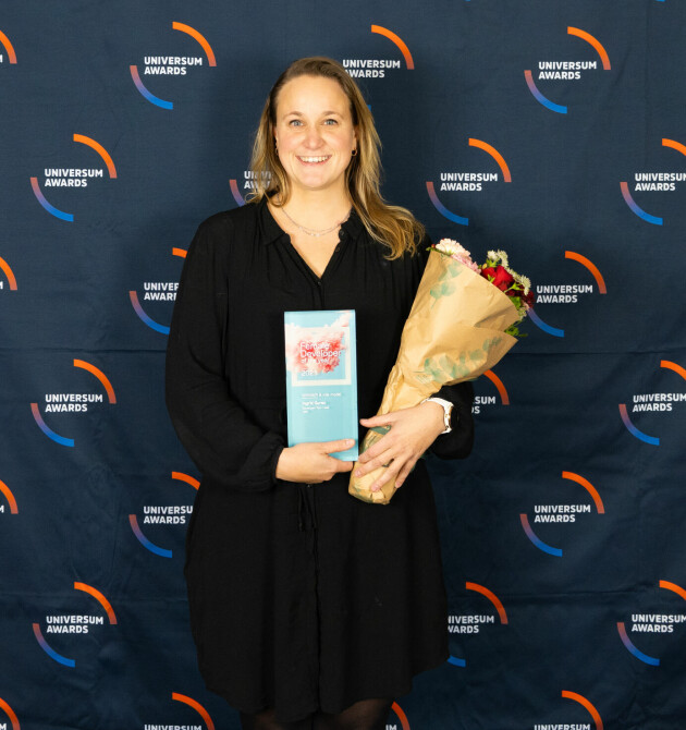 Ingrid Guren, tech lead og utvikler i NRK, er årets vinner av prisen 'Female Developer of the Year (FDOTY). 📸: Martin Suarez (Whydentify)