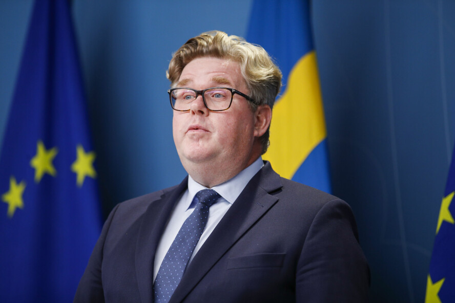 Saken om det såkalte CSAM-direktivet (child sex abuse material) lå på bordet da EUs justisministre møttes i Brussel tirsdag.
Men det er heller tvilsomt om det vil bli noen enighet mellom landene, erkjenner Sveriges justisminister Gunnar Strömmer. Bildet er fra tidligere i år. 📸: Caisa Rasmussen / TT / NTB