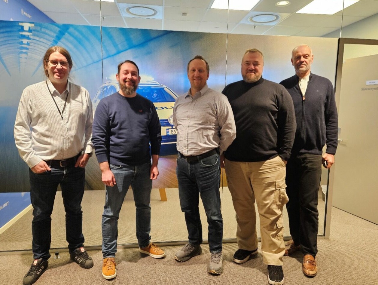 Prinsipalene i PIT: Roger Karlsson (Plattform), Stefan Andreas Engelien (Utvikling og etterlevelse), Tore Aasgaard (Arkitektur), Velizar Zelenovic (Utvikling), Tage Stabel-Kulø (Data). 📸: Politiets IT-enhet