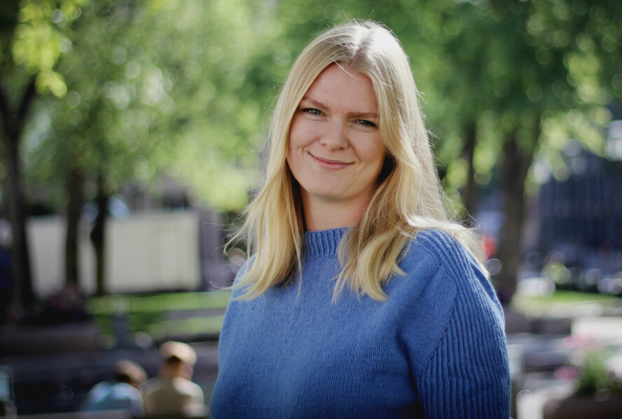 Hanne Sofie Lindahl i Teknologirådet er svært kritisk til at offentlige nettsteder bruker verktøy som samler inn data som kan brukes til å spore brukerne. 📸: Teknologirådet.